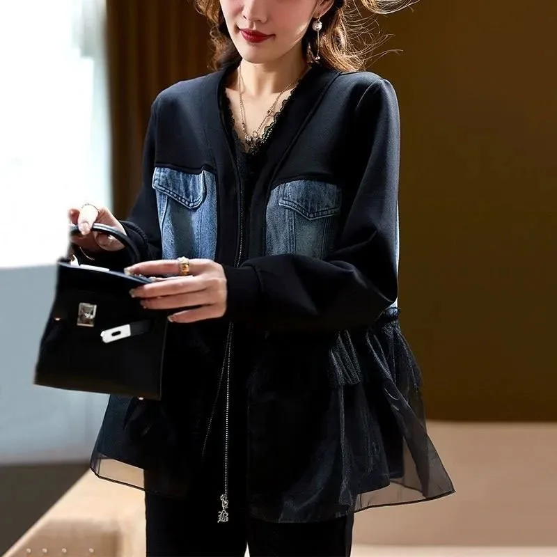 Spring And Summer 2024  New Ladies Jacket Fashion Korean Slim Casual Joker Temperament Denim Stitching Contrast Short Coat