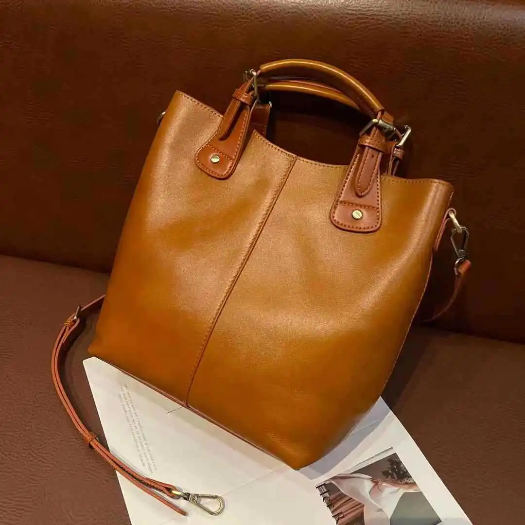 

Oilwax Genuine Leather Tote Bag Woman Vintage Real Cow Leather Handbag Fashion Ladies Shoulder or Messenger Bags
