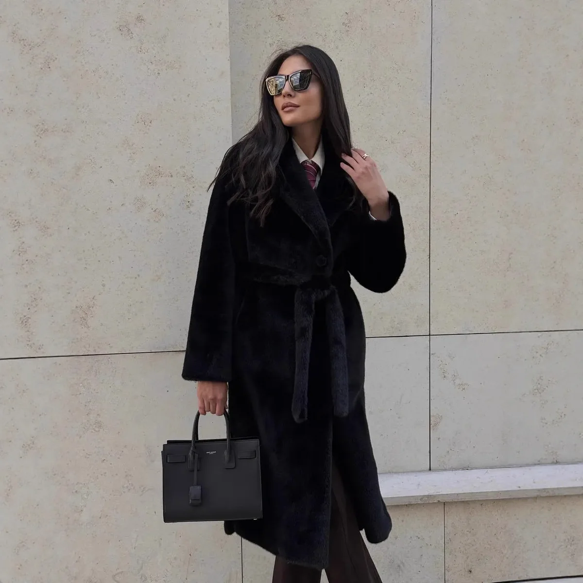 Kurtki Damskie Sztuczne Futro Długie Płaszcze Narzutki Sznurowane Kołnierzyk Wykładany Długi Rękaw Otwarty Splot Grube Luźne Jesień Zima 2025