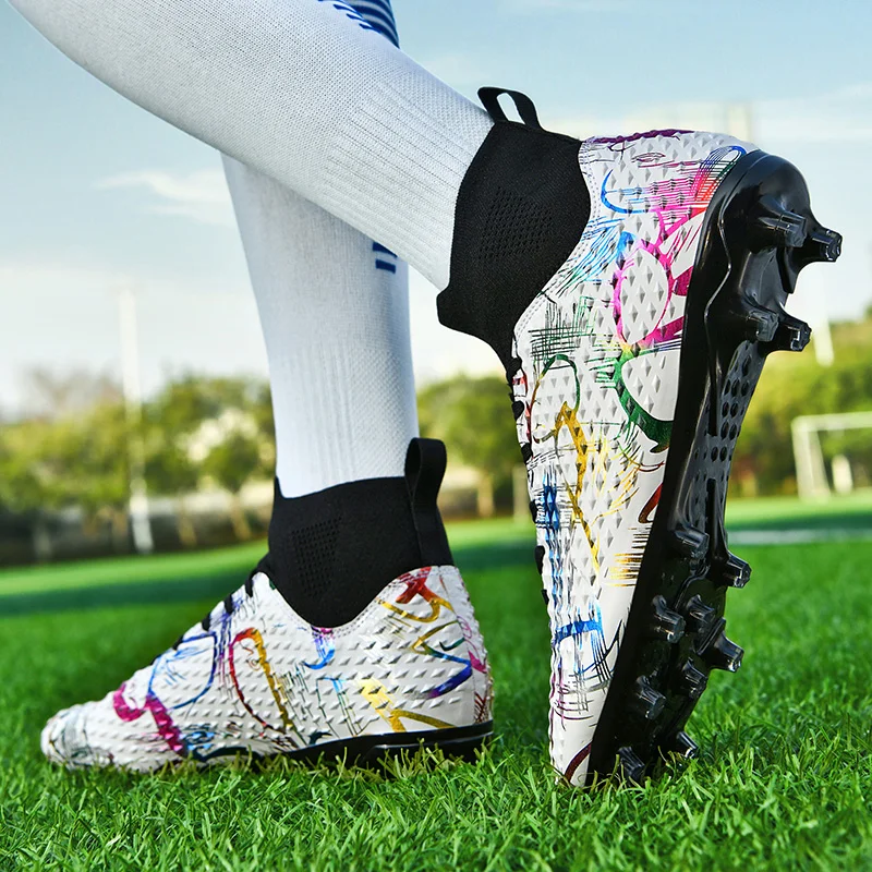 Spiked Comfortable Breathable Competition Soccer Cleats for Training and Matches a pair  31-46