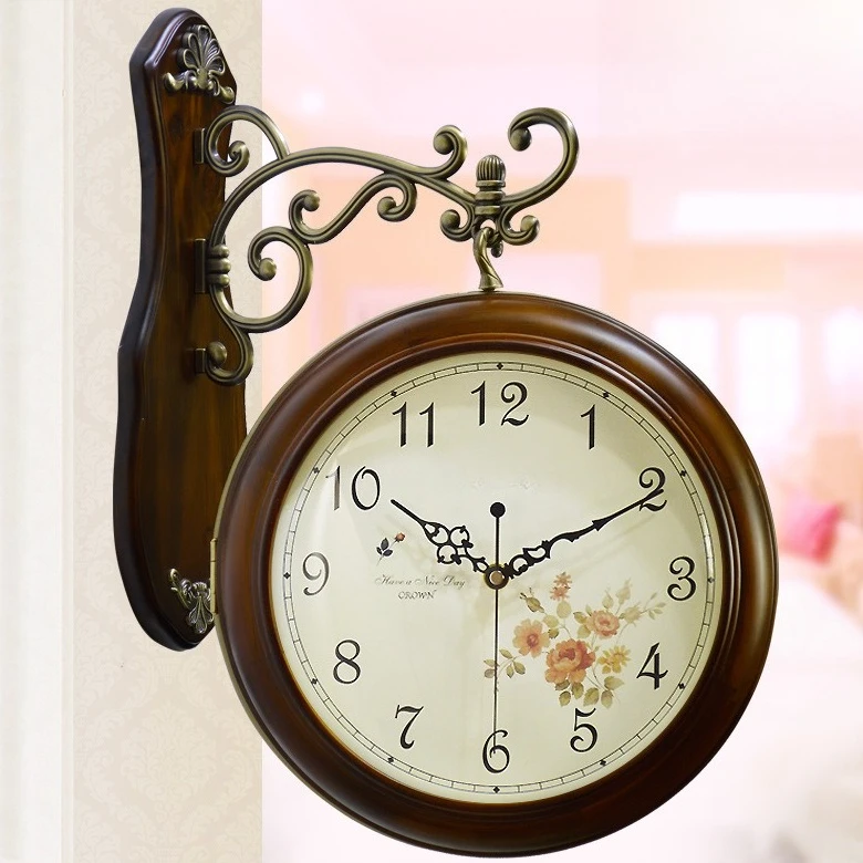 

European double-sided creative living room antique silent quartz fashion personalized wooden clock