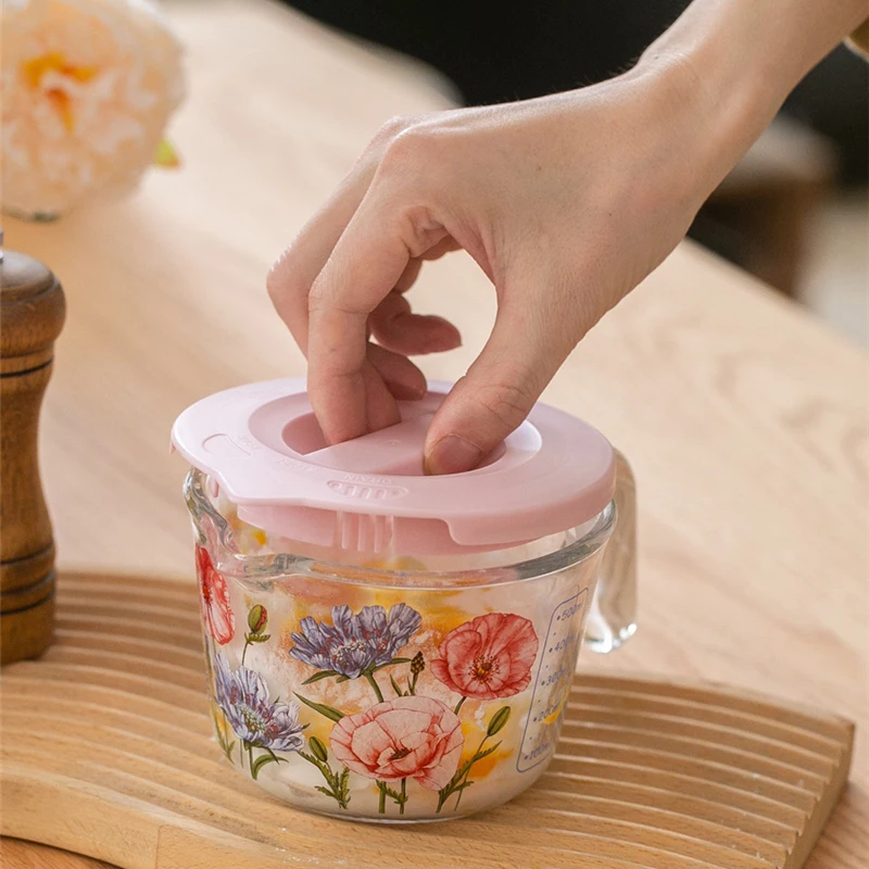 Retro Flower Measuring Cup with Lid Glass Milk Juice Cup with Scale Measuring Jars Household Kitchen Gadgets Baking Cooking Tool