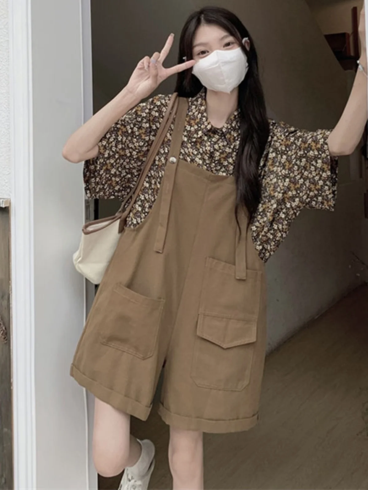 

plus Size Fashionable Floral Print Shirt And High Waist Shorts Set Women's Summer Slimming Outfit Two-Piece Ensemble