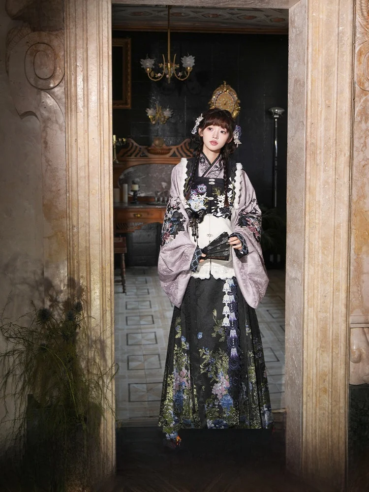 

Тринадцать излишков, пальто с вышитым воротником и колокольчиком в виде бутона лотоса Ming Dynas Hanfu, женская осенне-зимняя сезонная одежда