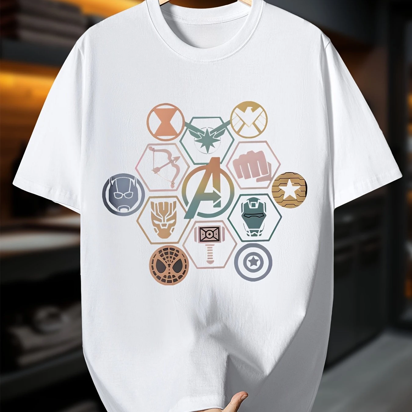 Camiseta con logotipo de Marvel Avengers All Heroes para hombre, camiseta informal de manga corta con estampado gráfico minimalista