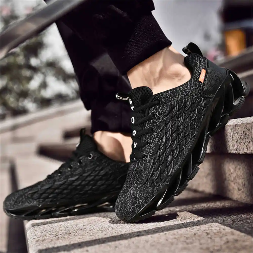 Special Size Round Tip Mans Sneakers Red Black Casual Baskets Sport Flat Shoes Hospitality Luxo Loafers Real Designer