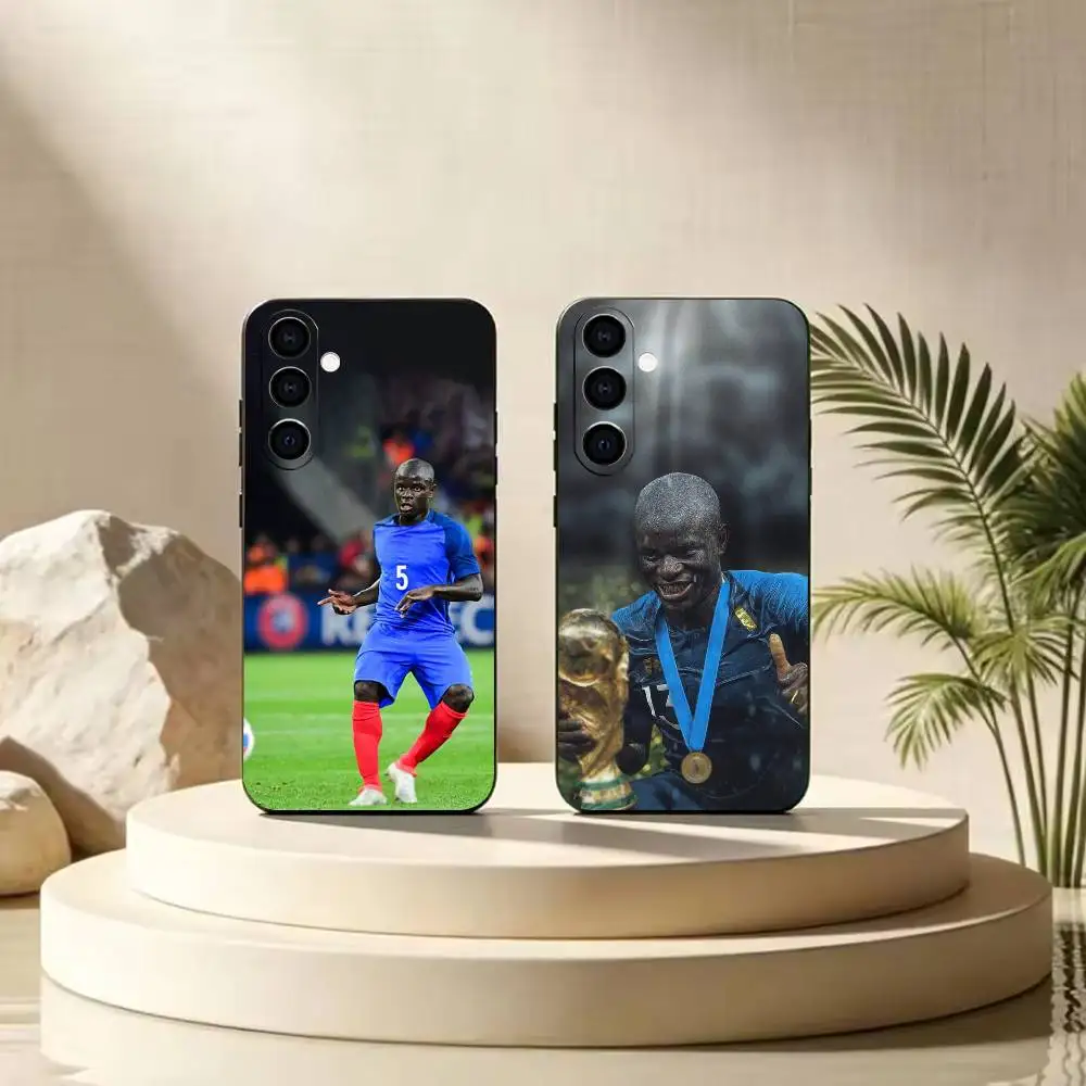 Étui de téléphone en silicone souple noir pour Samsung Galaxy A71, A72, A73, A51 et autres modèles similaires, avec l’image du joueur de football N’Golo Kanté.