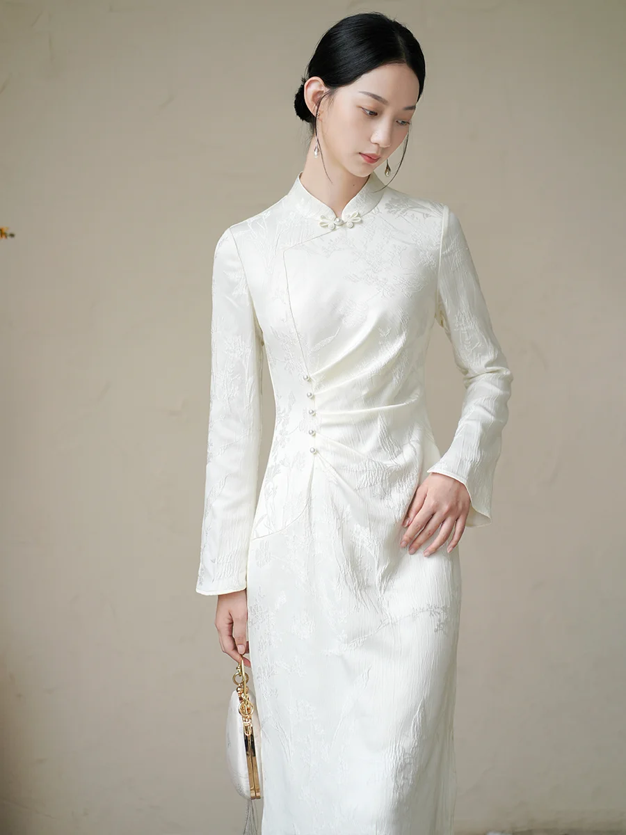 

Женское модное новое китайское волокно Ele White Dr, высококачественное длинное ципао с низким разрезом, повседневное полиэфирное волокно