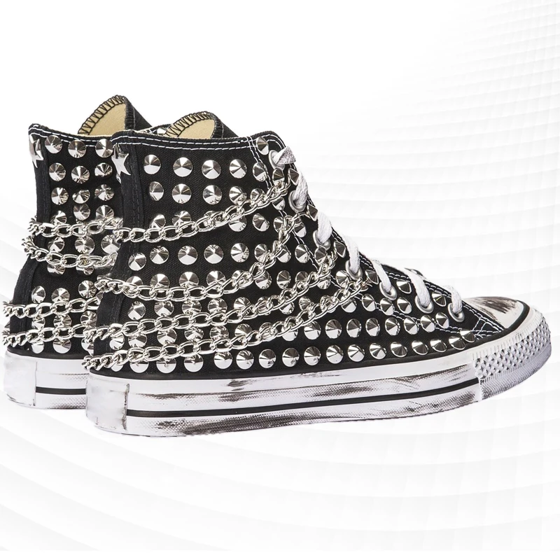 

Handmade custom chain high-top rivet canvas shoes, old and comfortable walking shoes