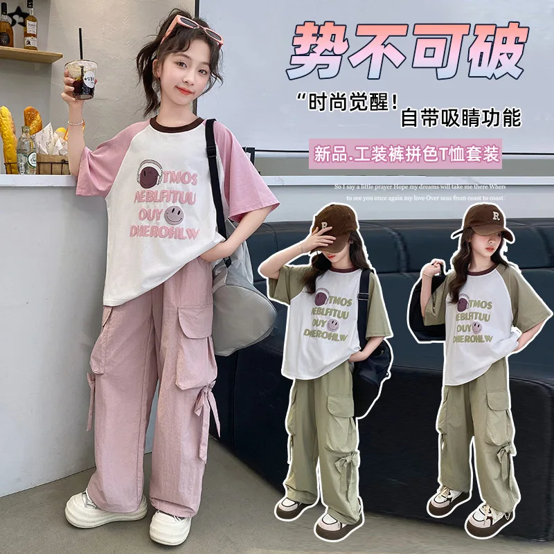 طقم تي شيرت وسروال كارجو بأكمام قصيرة مطبوع عليه حروف للفتيات، طقم وصول جديد للمراهقين، ملابس صيفية عصرية للفتيات