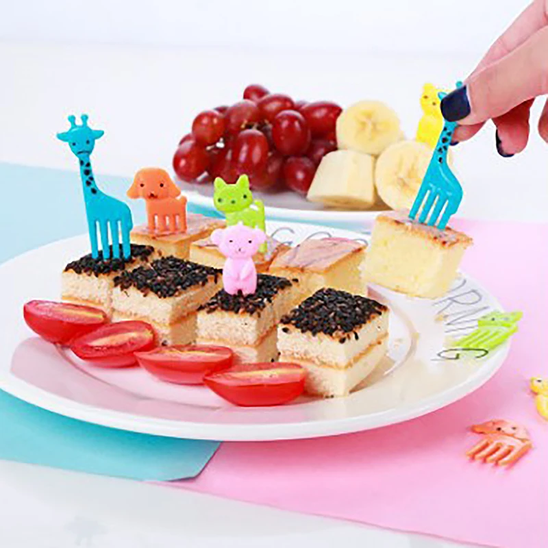 Animal Fruit Fork Food Grade Plastic Mini Cartoon Kids Cake Fruit Toothpick Bento Lunch Bento Accessories Party Decoration Gift