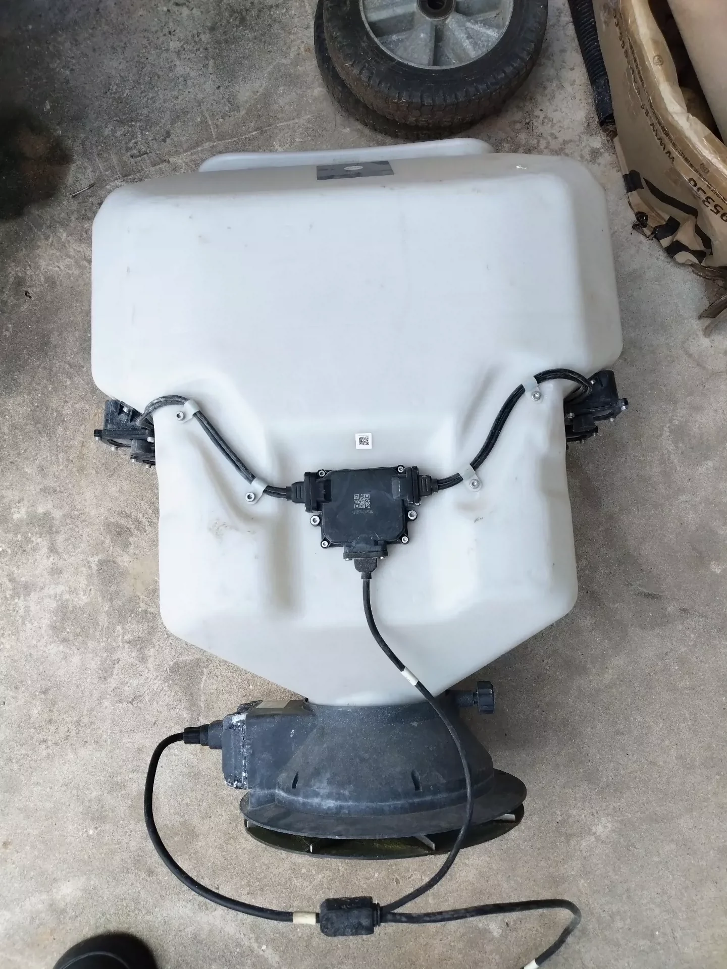 Original Agras T30 used Second-hand spreader For DJI T30 Plant Protection Agriculture Drone