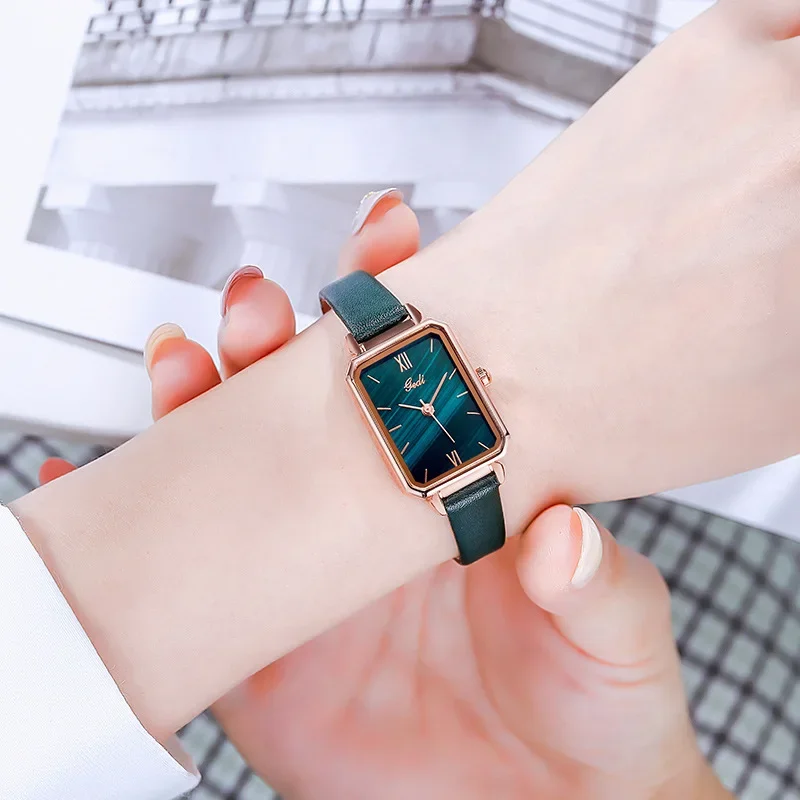 New Retro Square Watch Women Leather Strap Watch Suitable as Gift for Women Elegant Casual Digital Women Watch relogio feminino