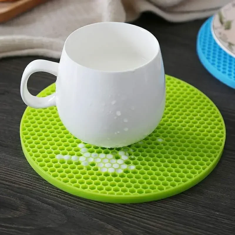 

14cm Round Heat Resistant Silicone Mat Drink Cup Coasters Non-slip Pot Holder Table Placemat Kitchen Accessories