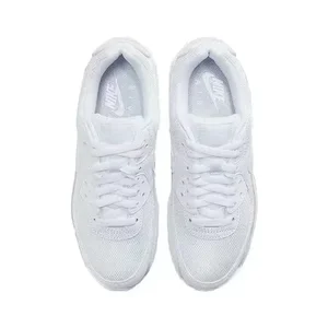 Ayakkabılarda 6 büyük satış, 90'lı yıllarda nike caddesi-5 numara