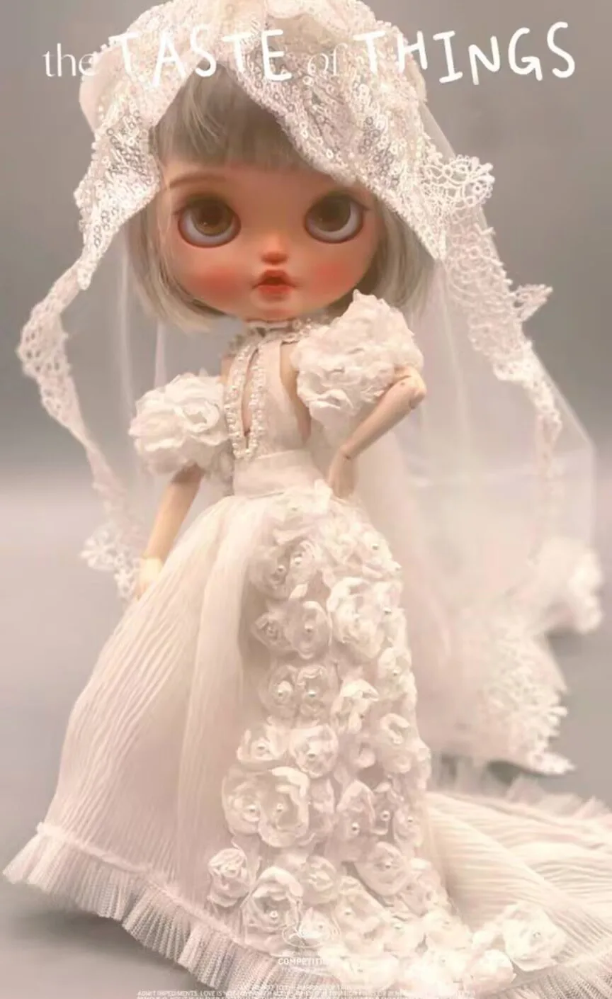 

2pcs Luxury elegant Blythe/landoudou Pearl embroidered rose dress+veil (Fit for Lulu,ymy24,Ob22,24,zone, Jenny)