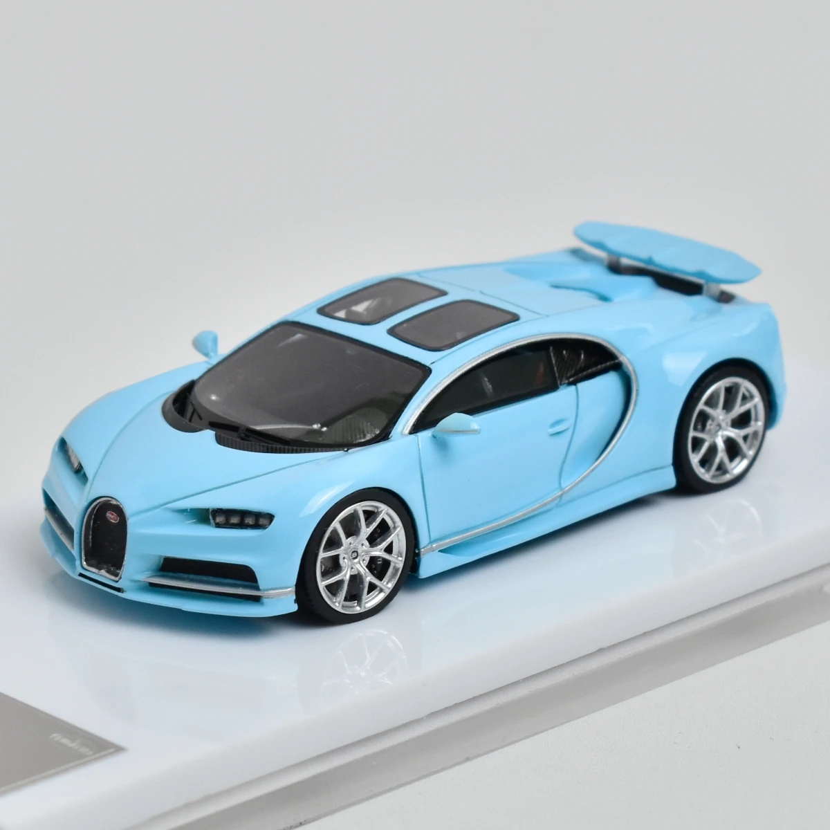 ART CRL 1:64 Bugatti Chiron Resin Diecast Model Car