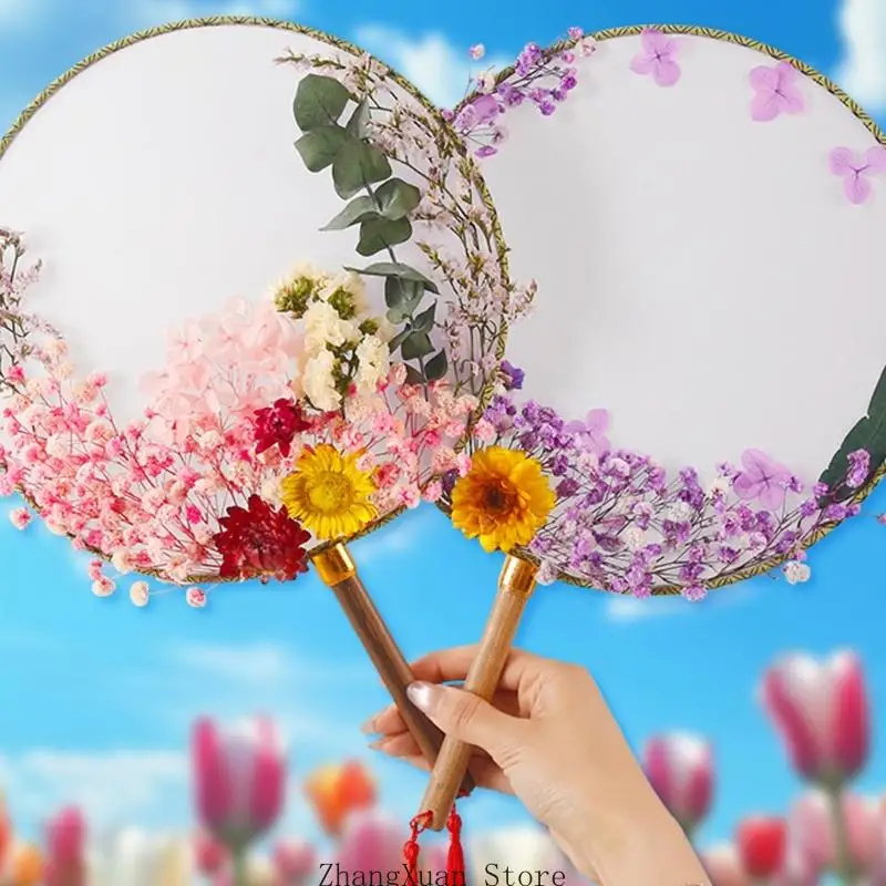 Chinesisches Blumen-Handfächer-Set mit Holzgriff für Regalpräsentation, Raumakzent, beruhigendes Gestalten, Geschenkgebrauch und – Detail 10