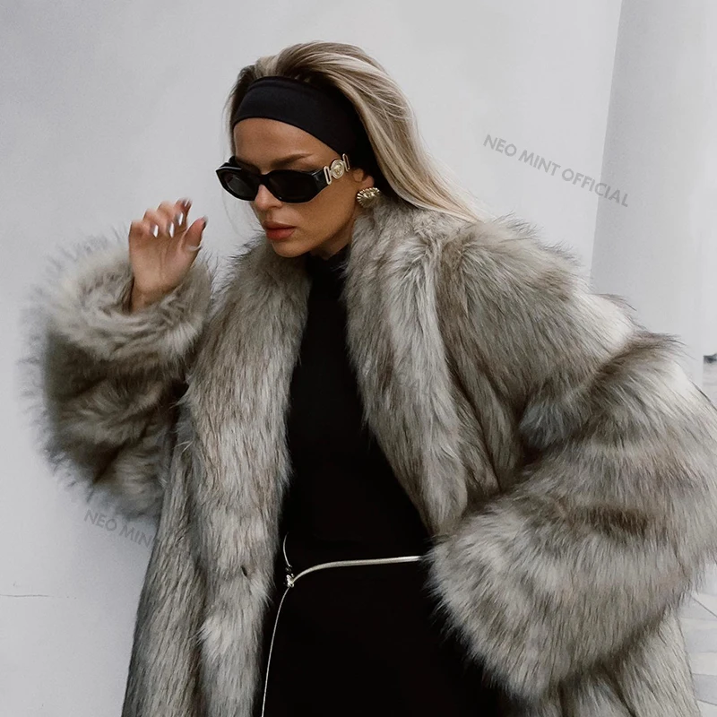 Neo Mint Luxury Mob Wife Aesthetic Long Faux Fur Coat Women Winter 2024 Fluffy Gradient Fox Fur Jacket Female Furry Overcoat