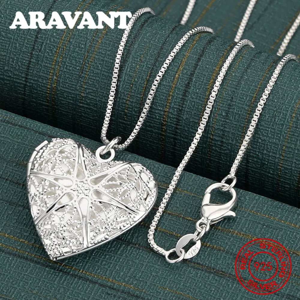 925 Sterling Silver Heart-Shaped Five-Pointed Star Pendant Necklace - A Feminine Design For Engagement Jewelry