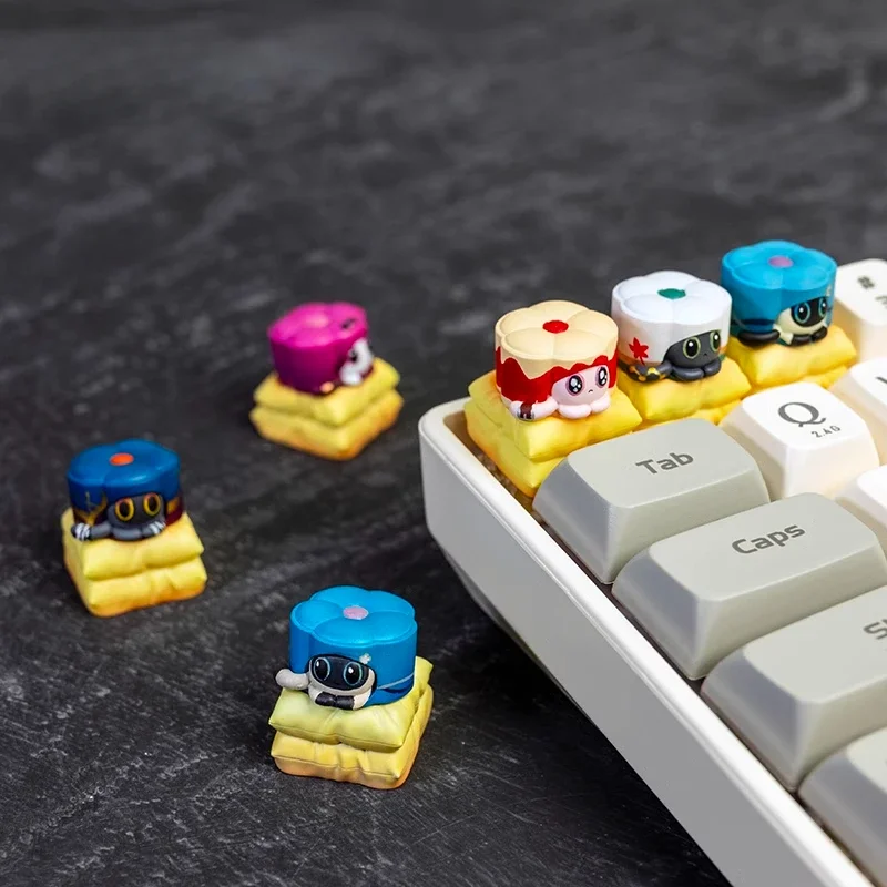 Anime Keycaps Collapsed Star Dome Railway Exotic Pets Collapsing Iron Cats Cat Cake Cute Resin Keycaps for Mechanical Keyboard