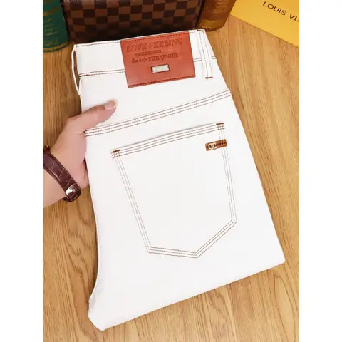 2025 Autumn/Winter New Jeans Men's High end Embroidered Three Needle White Small Foot Casual Pants Men