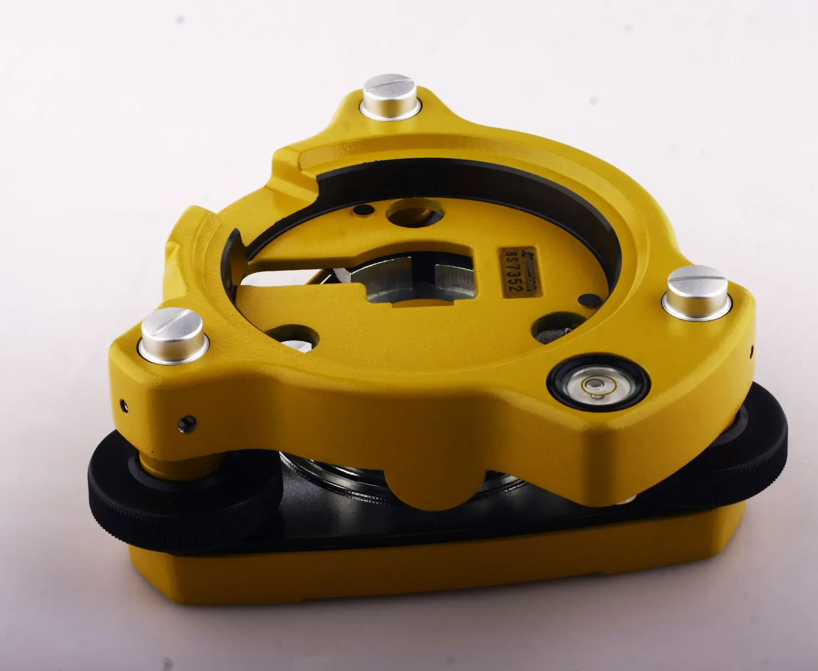 nuovo-trebraccio-giallo-a-tre-griffe-con-piombo-ottico-per-stazione-totale-topcon