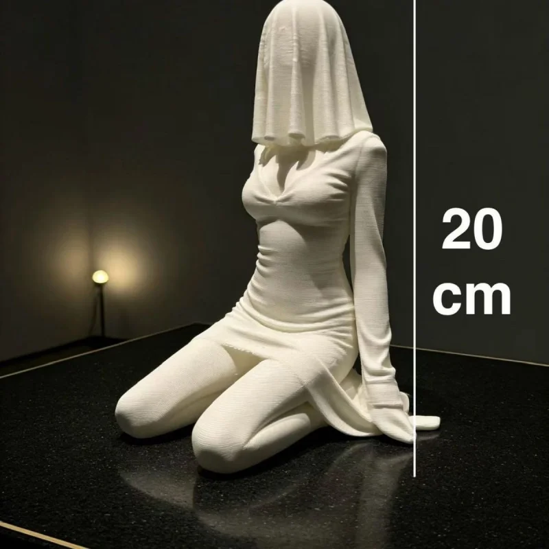 20cm 3D Printed Seated Ghost Figurine, Gothic Style Home Decor, Mysterious Halloween Ghost Bride Desktop Ornament