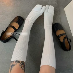 Calzini donna in cotone pettinato di alta qualità con punta divisa tinta unita semplice e confortevole morbido a due dita giapponese Harajuku Tabi Sox da donna