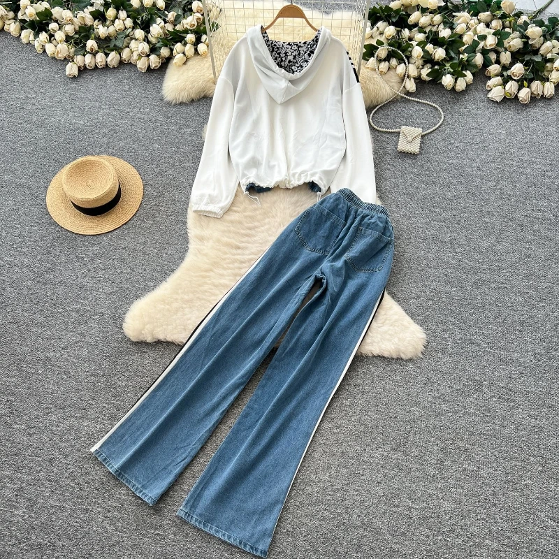 Mode bedrukte slim fit denim jasje met capuchon, casual hoge taille, gestreepte wijde pijpen broek, tweedelige set voor dames herfst 2025,