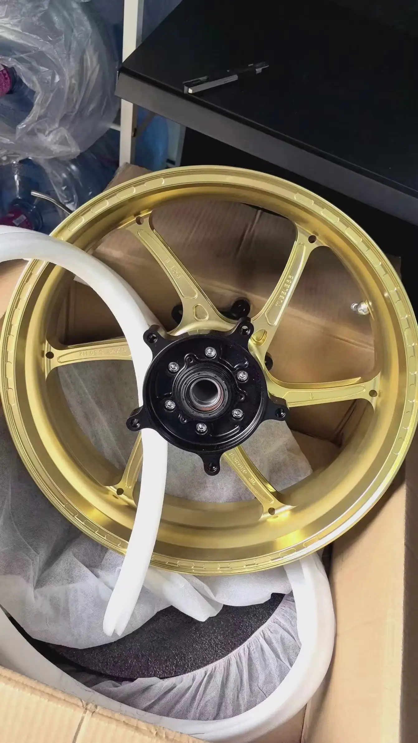 Exclusive link: Customer orders for 2018 model xadv750 with front wheel size 17 and rear wheel size 15