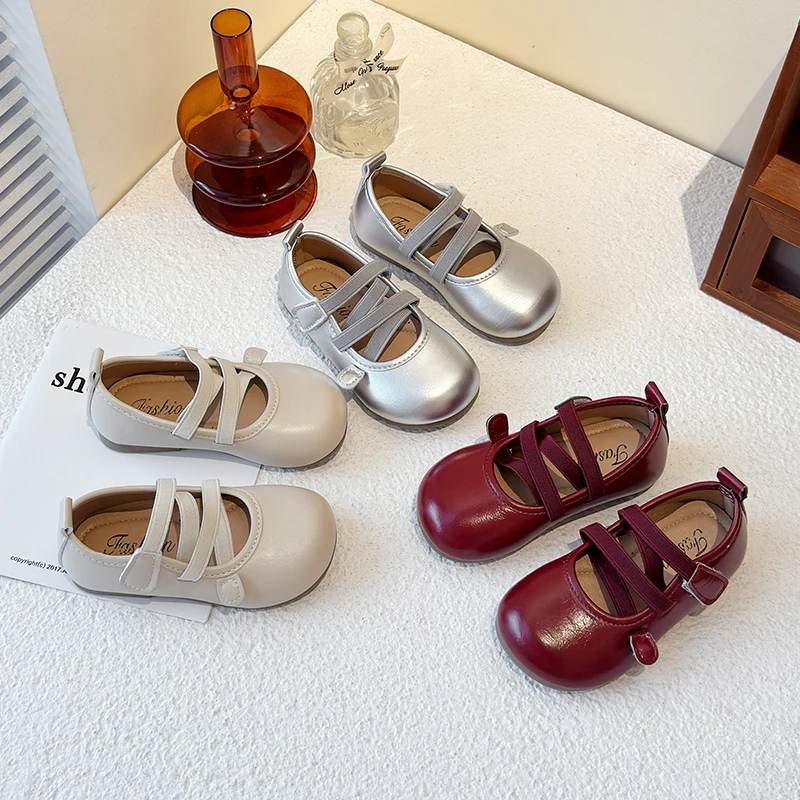 

Новая детская кожаная обувь с круглым носком, простая праздничная обувь для девочек, повседневная весенне-осенняя универсальная детская модная обувь принцессы на плоской подошве