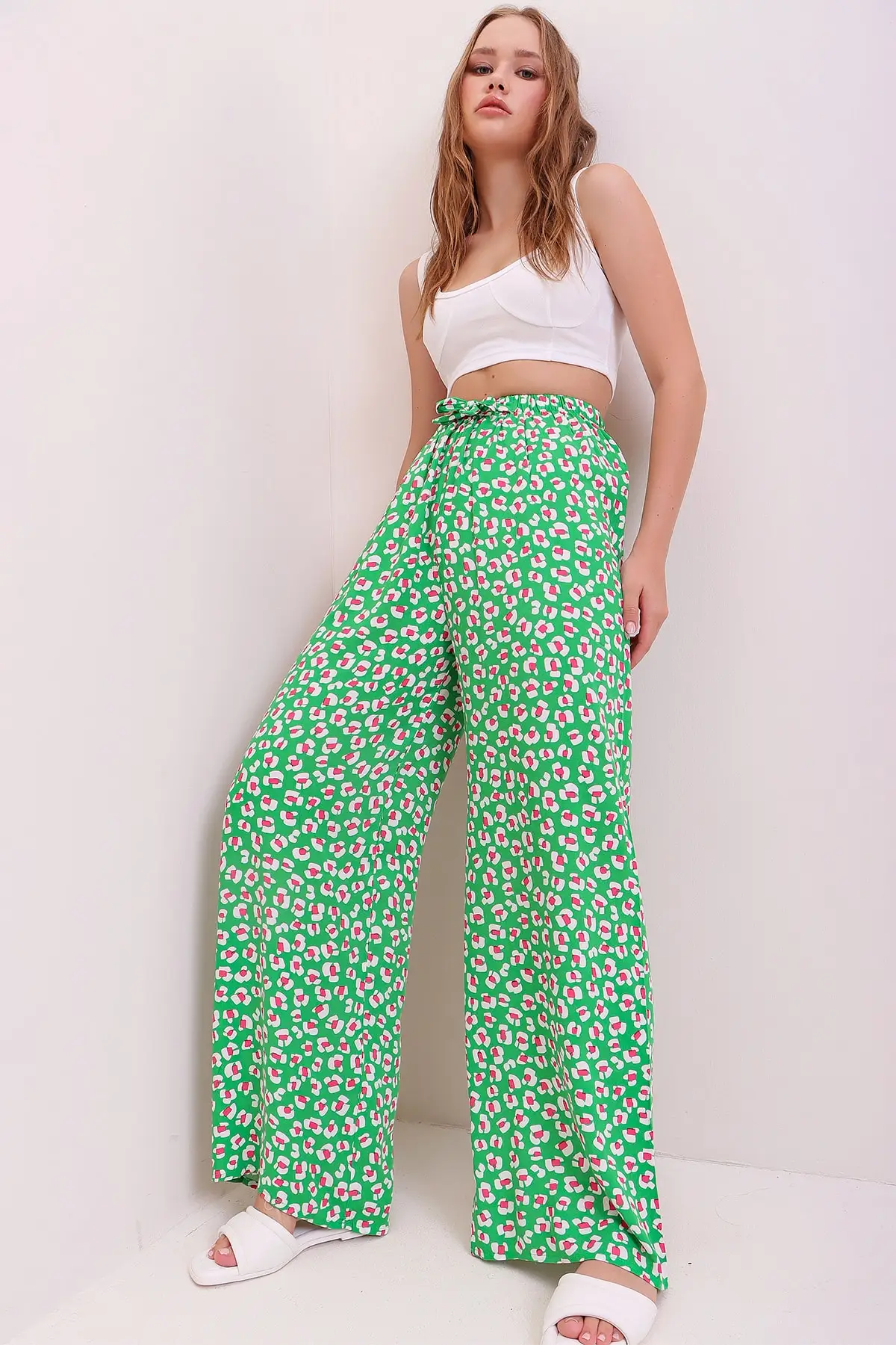 Celana Anyam Potongan Kasual Bermotif Hijau Rumput Wanita ALC-X6528 Tren Mode Wanita Musim Baru Berkualitas Cantik