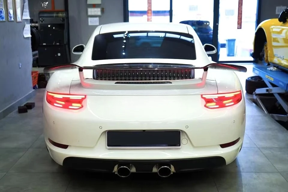 New Arrival SD Style Half Carbon Fiber Rear Trunk Spoiler Wing for 911 991 Carrera 4S Spioler Car Exterior Accessories