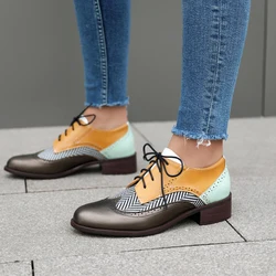 2024 New Spring and Autumn Women's Shoes, Large Size 36-46 Foot Lengths of 23-28cm Spliced loafers Retro Lace up Hollow Brogue