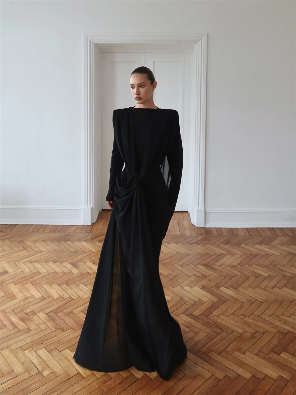

Customized Charming Black Chiffon Evening Dresses Soft Long Sleeves Homecoming Dresses Sweep Train Special Occasion Gowns
