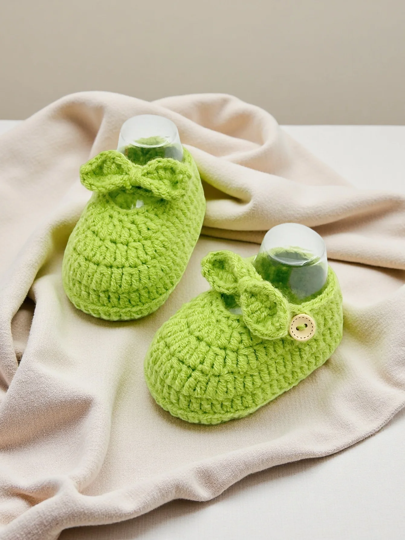 

1 Pair Handmade Crochet Baby Booties with Bow, Green, Soft Knit Newborn Shoes with Button Detail