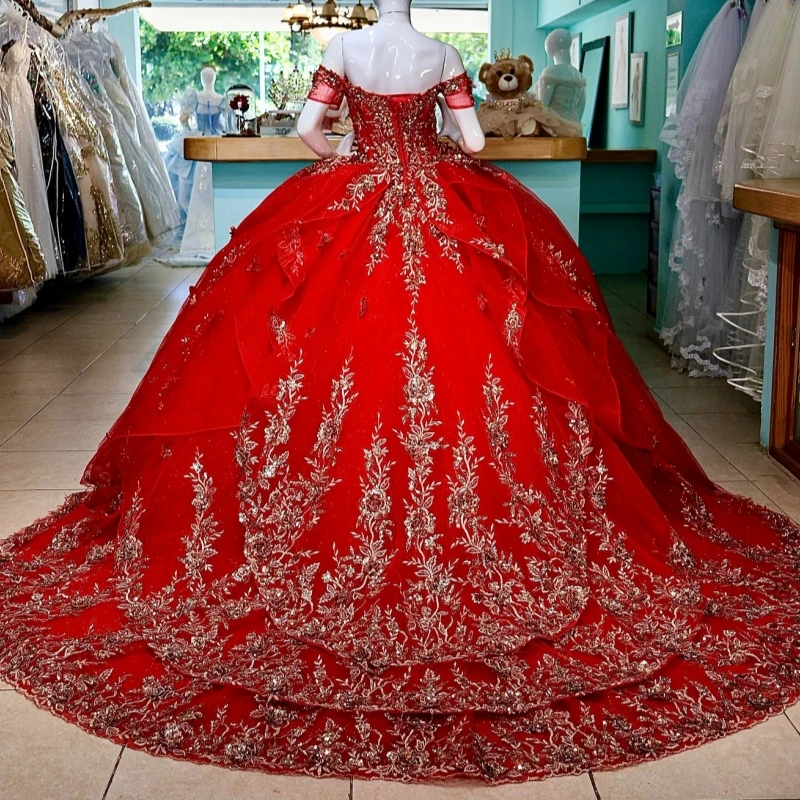 فساتين Quinceanera حمراء لامعة قبالة الكتف مزينة بفيونكة الخرز تول حفلة عيد ميلاد حلوة 16 فستان Vestidos 15 de anos
