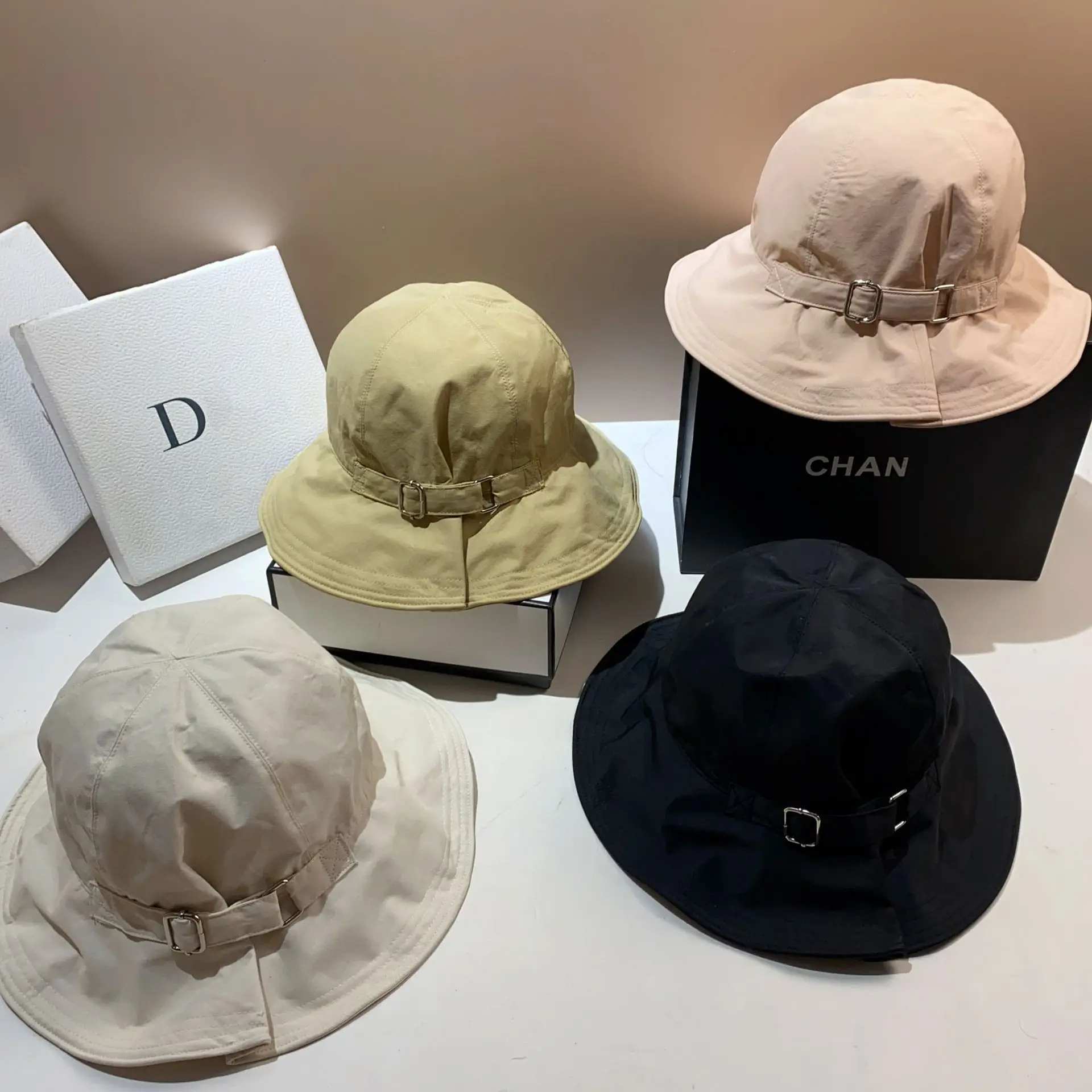 Designer Brand Women Belt Buckle Bucket Hat Luxury Sunscreen Panama Dome Fisherman Hat Casual Beach Sun Hats Basin Cap