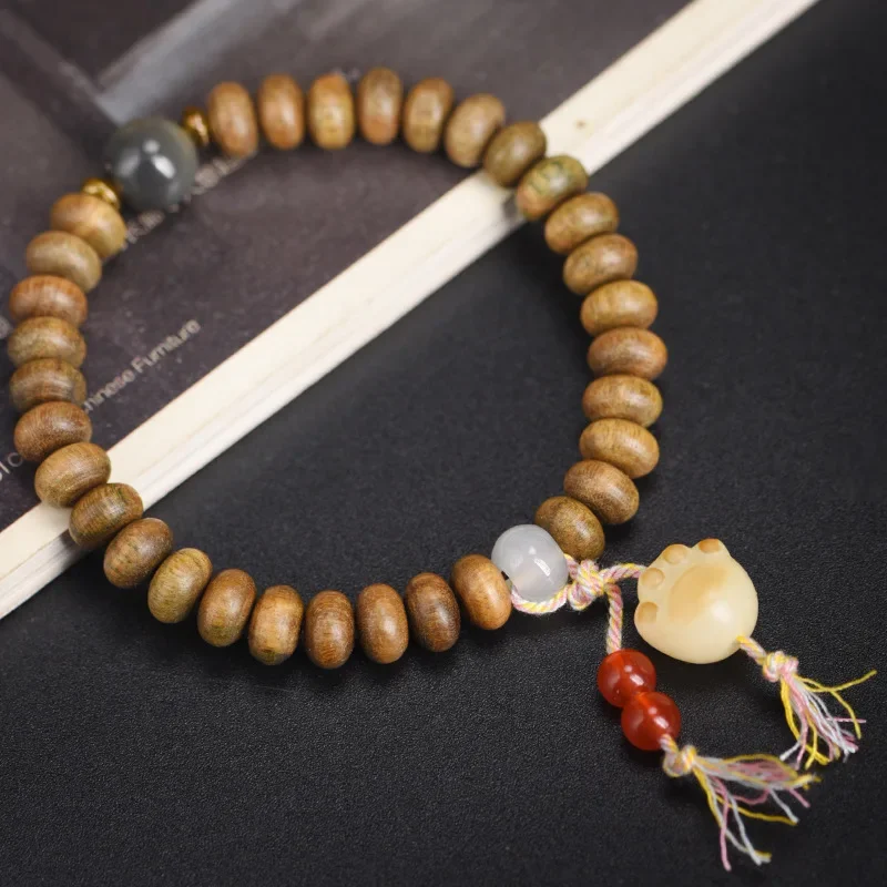 

Green Sandalwood Abacus Bead Cat Claw Bracelet, Men's and Women's Lucky Bracelet, Buddha Beads, Accessories, Gifts