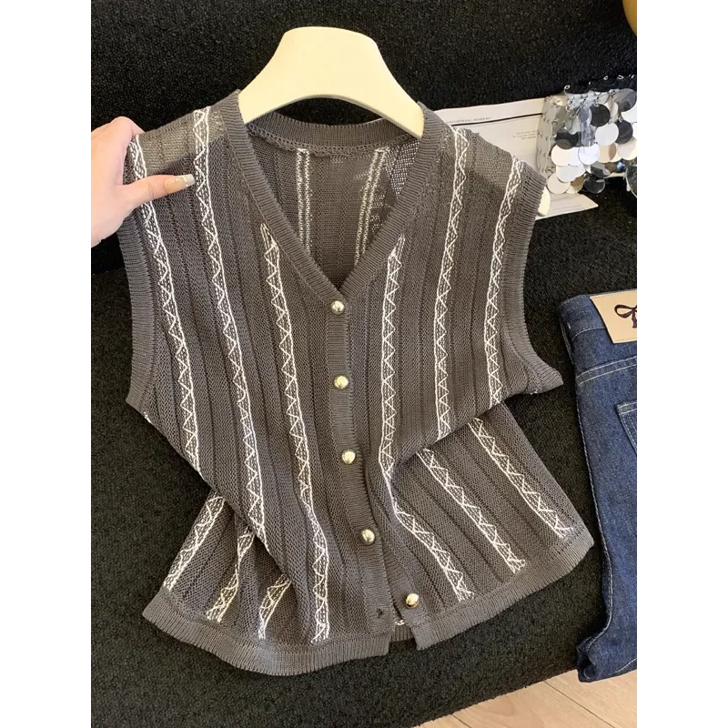 

New All Match Fashion V-neck Ice Silk Vest Women's Summer Style Sleeveless Vintage Trend Elegant Top for Outerwear