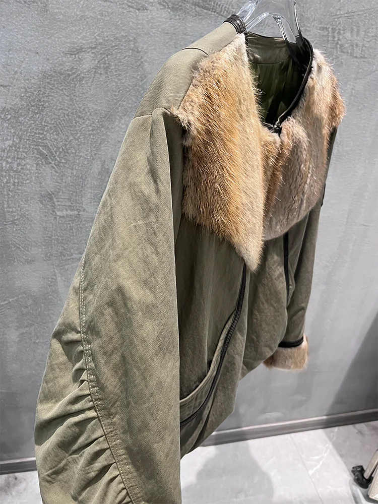 2025, Winter Frauen Warme Gans Unten Jacken Natürliche Echte Muskrat Pelz Kragen Dicke Weibliche Outwear Mäntel