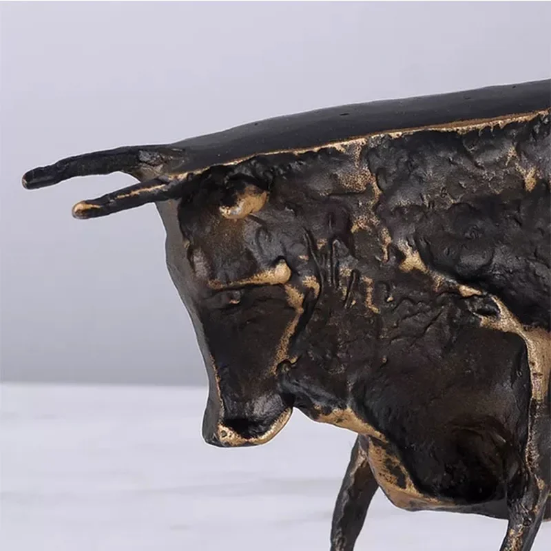 

X22Metal Handicrafts Simulation Animal Sculpture Iron Ox Bull Figurine Cattle Metal Figurine Home Decoration Accessories