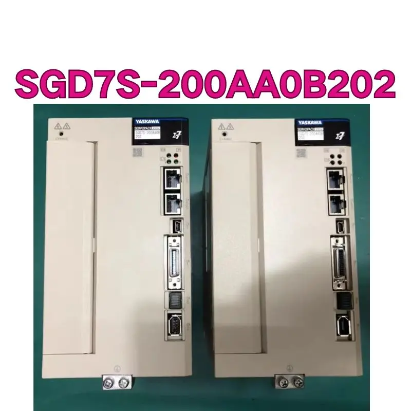 Used 3KW servo driver SGD7S-200AA0B202 tested OK and the function is  intact