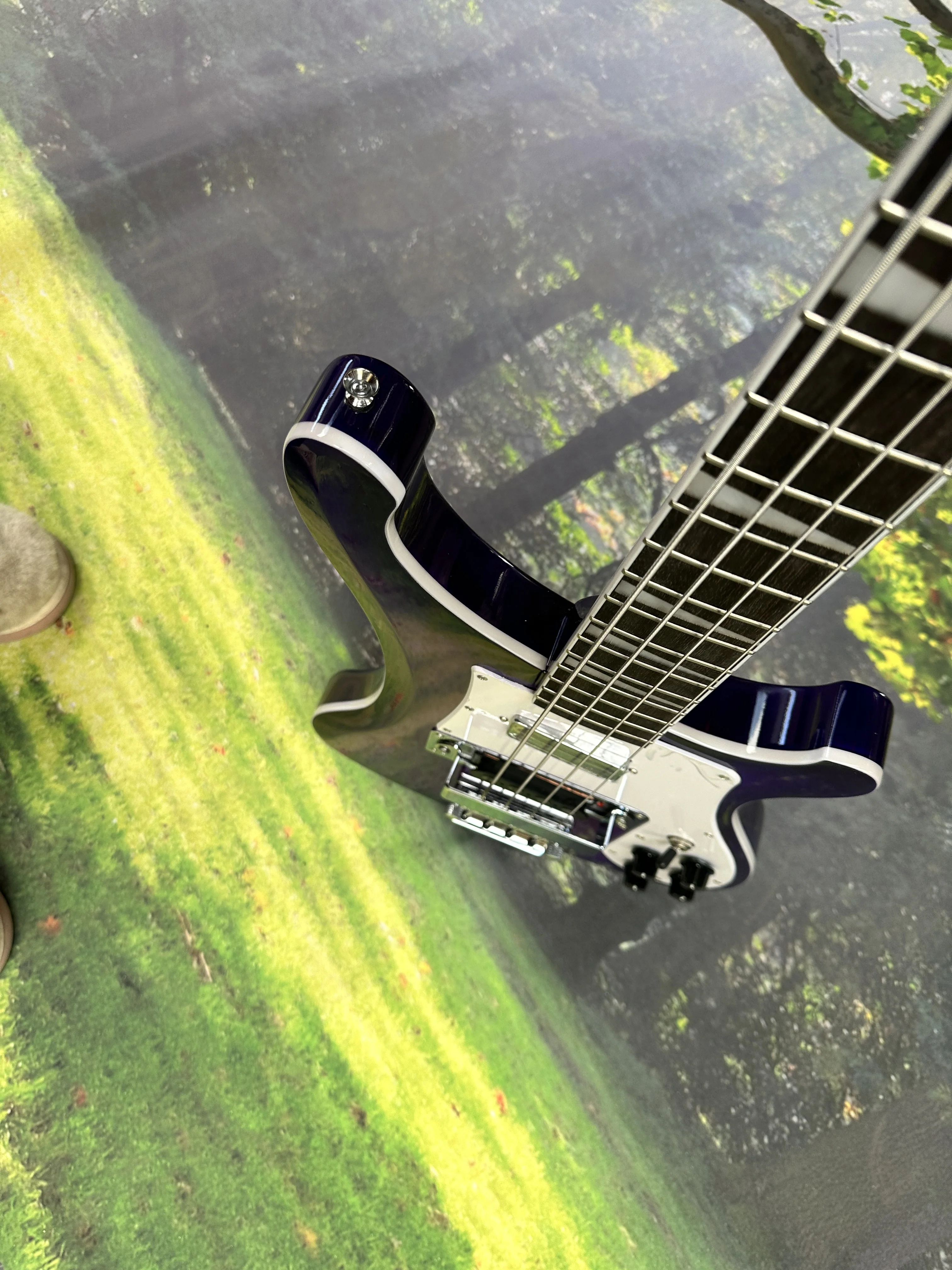Thumbnail 4 - #8 Guitars Comparison Guide