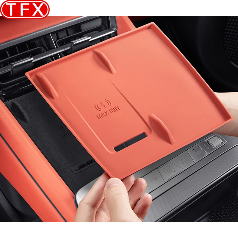 

For BYD Sealion 8 Tang L 2025 2026 Car Styling Central Control Wireless Charging Silicone Pad Panel Protective Cover Accessories