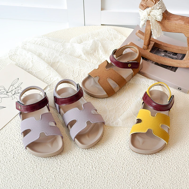 Children's Sandals 2026 Fashion Korean-style New PU Suede Soft Beach Shoes for Children Casual Hook Loop Anti Slip Kids Sandals