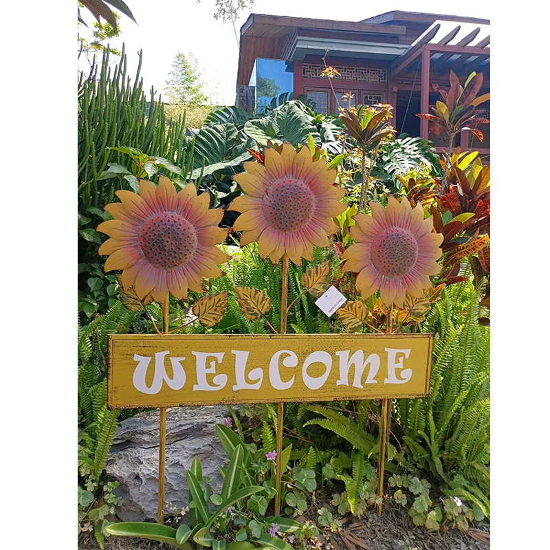 Row of 3 Sunflowers Garden Stake Fence Metal Stand for Flowers Welcome Sign Exterior Decoration Ornaments for Patio Courtyards