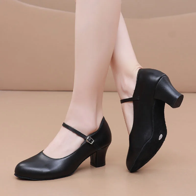2025 Ladies Latin dance shoes black modern jazz dance shoes ballroom teacher shoes pu dance sneakers high heels 5.5cm