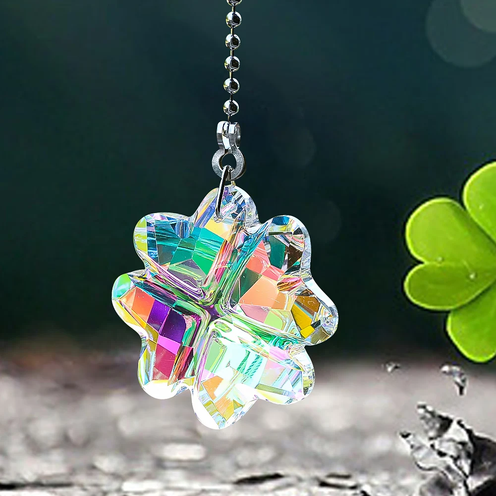 Four Leaf Clover Crystal Suncatcher Faceted Prism Hanging Lucky Feng Shui Car Pendant Rainbow Maker Sunlight Catcher Home Decor